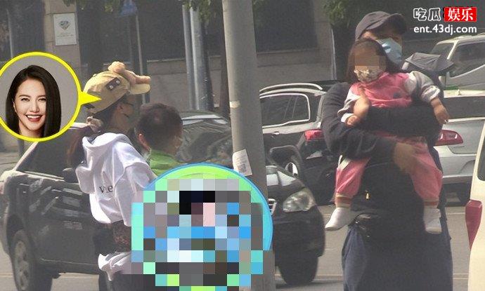曝谭维维当妈妈