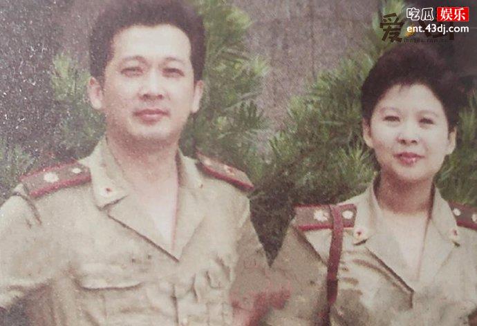 董文华张楠合影
