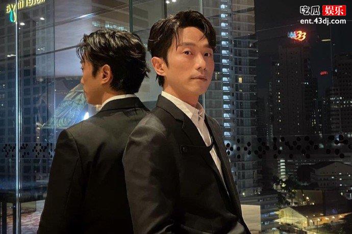 张栋梁照片