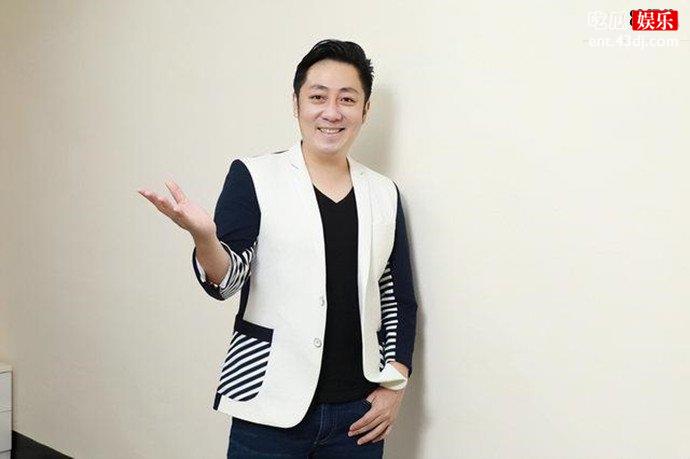 艾成坠楼身亡