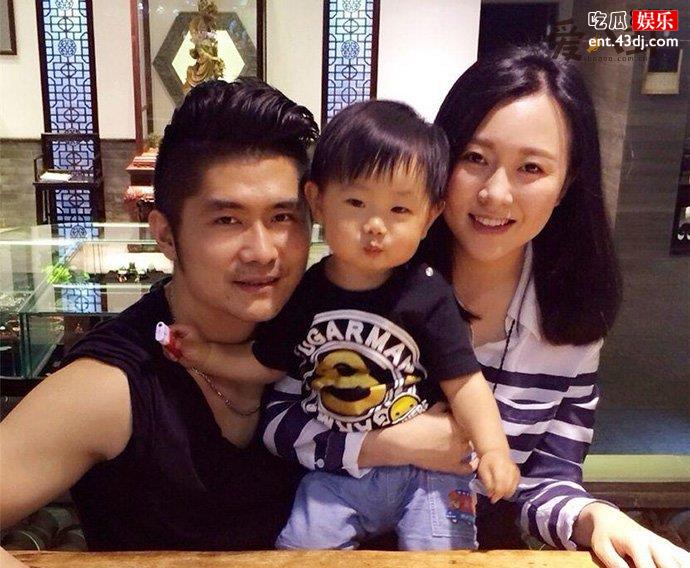 潘阳石磊及儿子