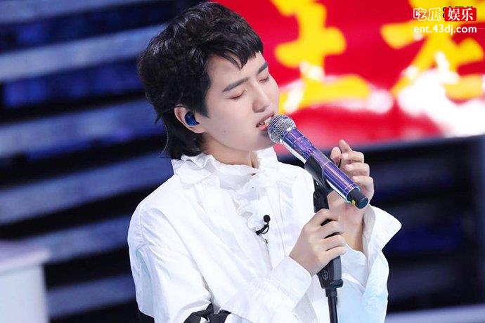 尹毓恪快乐男声的照片
