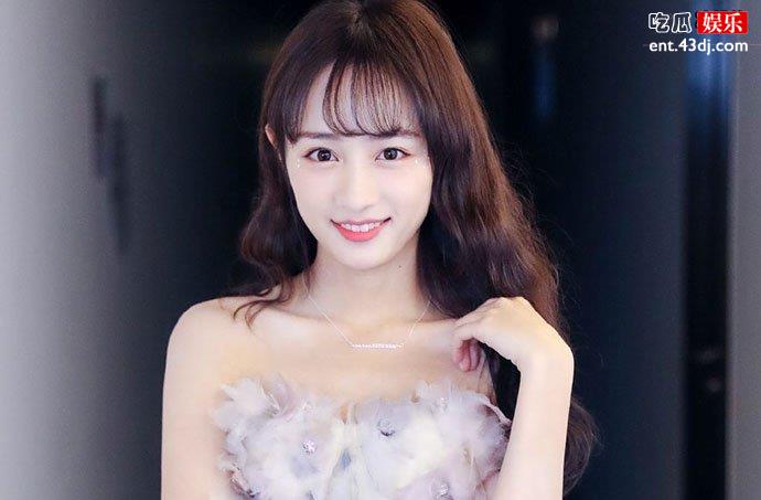 黄婷婷照片
