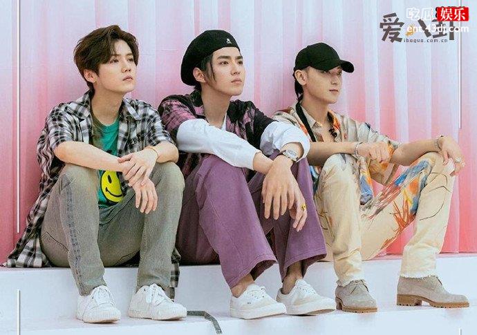 都美竹曝吴亦凡吐槽前队友有狐臭