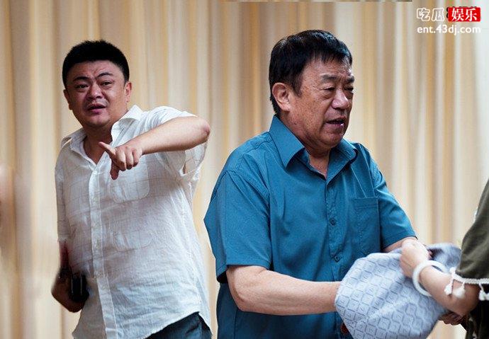 高亮个人资料简介