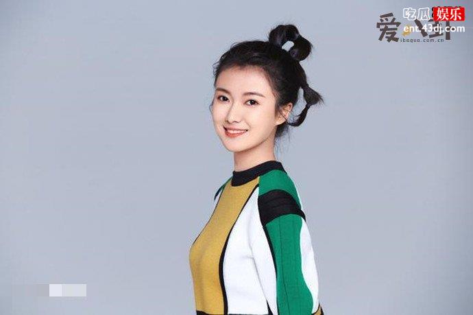 演员张苡宁照片
