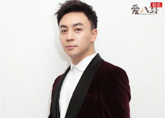 释小龙照片