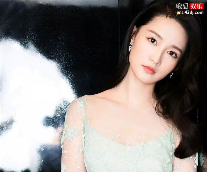 李沁和唐艺昕是什么关系