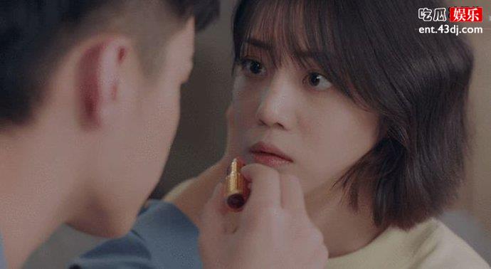 李溪芮照片