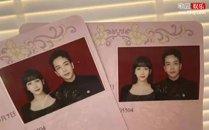 Tsong梁老师何美延结婚照