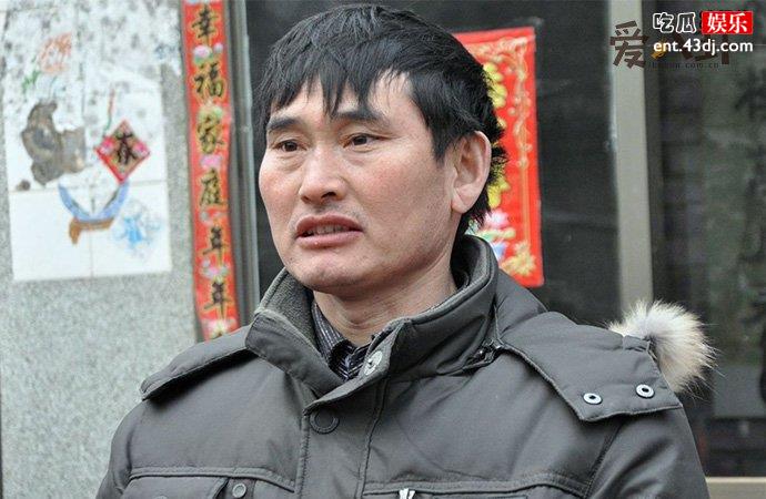 大衣哥朱之文被告上法庭