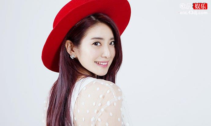 女主持人刘烨资料起底