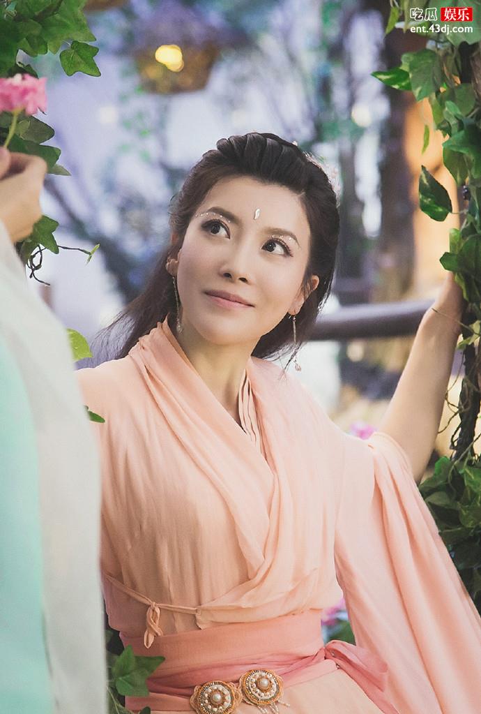 张棪琰香蜜花神梓芬