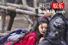 《长月烬明》翩然怎么死了？