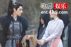 《长月烬明》澹台烬为什么杀了盛王？