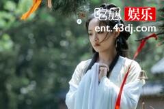 《花间令》白小笙什么时候换女装