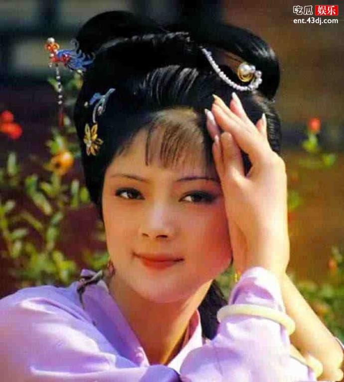 《红楼梦》中薛宝钗结局是什么