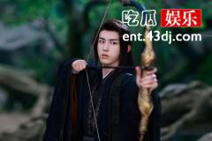《花戎》炎越成天帝了吗