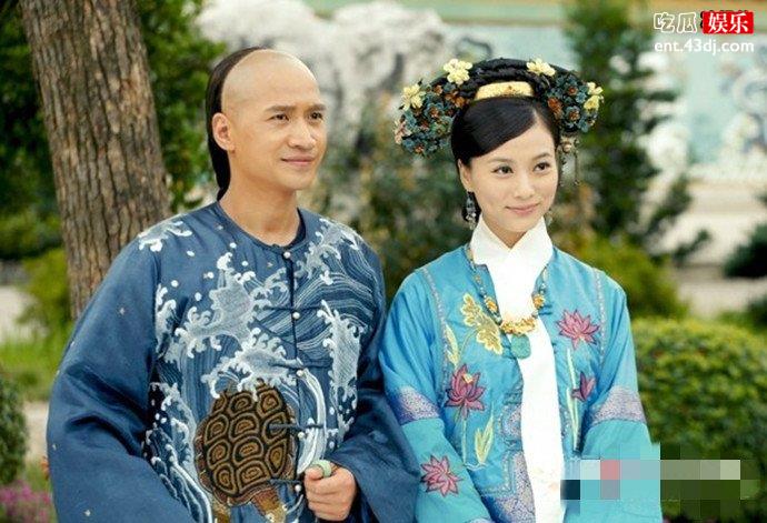 四阿哥与嫡福晋金枝