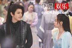 《月歌行》白衣妖君为什么要封印阿浮君离的灵元？